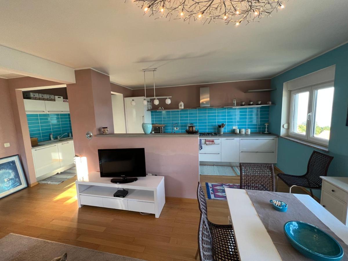 Panoramic Apartment Sea View And Pool Opatija Ičići Dış mekan fotoğraf